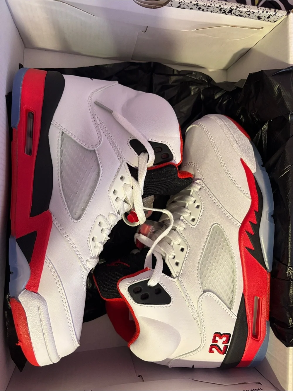 Jordan White Black Red Retro Basketball Sneakers